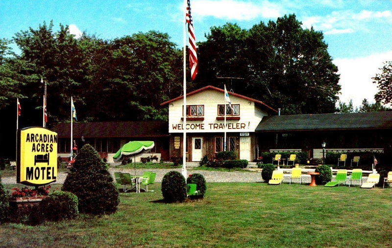 Arcadian Acres Motel (Arcadian Inn) - Vintage Postcard (newer photo)